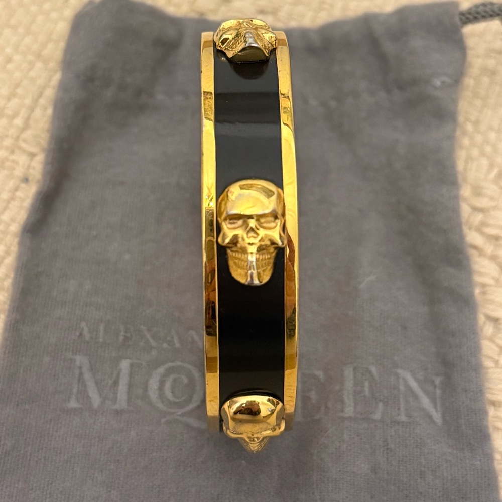 Alexander McQueen 3D Enamel Skull Bangle